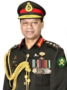 সেনাপ্রধান কর্মব্যস্ত সময় পার করেছেন সেনানিবাসে